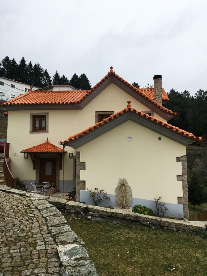 マンテイガス Casa De Sao Sebastiaoヴィラ エクステリア 写真